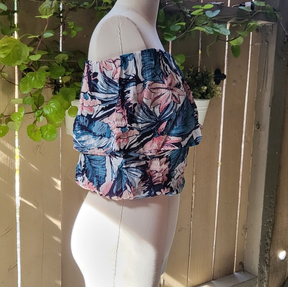 New spiritual Gangster  Waikiki Ruffle Tube Top color SCN size Small. - Picture 2 of 7